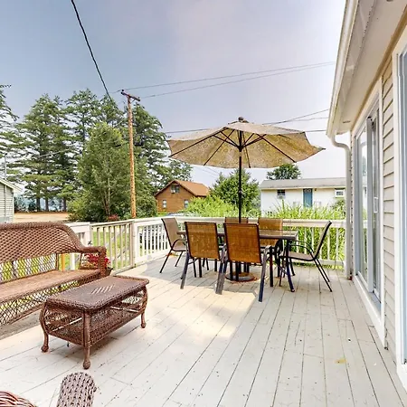 Crystal Lake Cottage Alton Bay Esterno foto